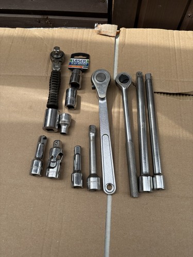Drive size socket - 1/2”,