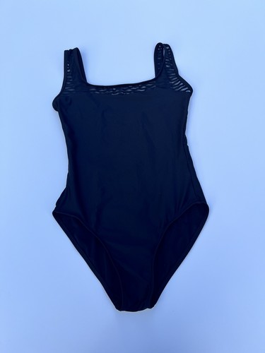 Women wear moi euc black - euc,
