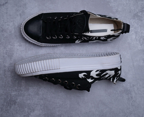 Alexander mcqueen court - alexander,