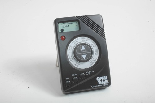 Vintage qwik time quartz - vintage,