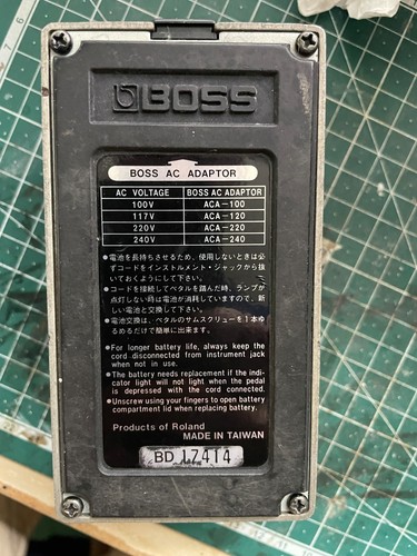 Boss octave pedal effects - oc-5,