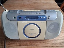 Sony CFD-E100 CD & AM/FM Radio