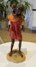Maasai Tribe Figurine - Kwachu