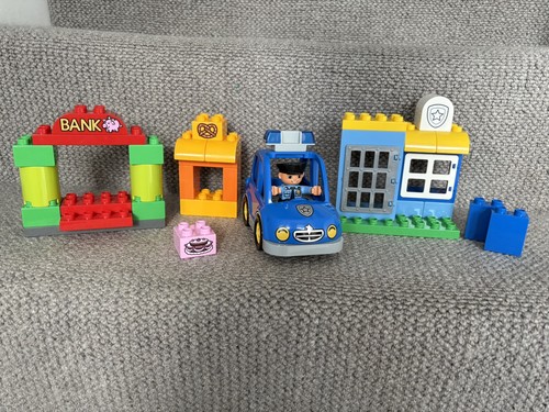 Duplo 10532 first police - my,
