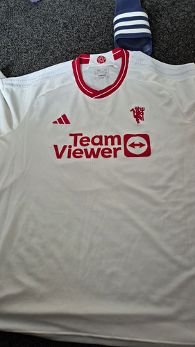 Adidas manchester united away - manchester,