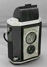 Vintage Kodak 120 roll film Brownie Twin Lens Reflex Camera