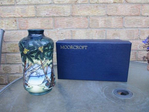 Moorcroft kiribati pattern - moorcroft,