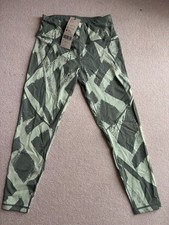 Green pattern sweaty betty