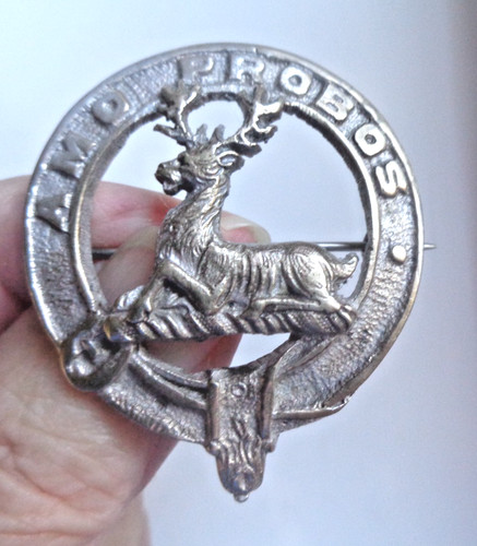 Scottish brooch badge clan - scottish,