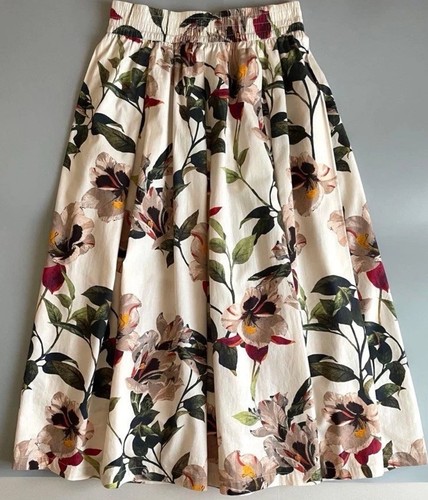 Bnwt zara floral midi skirt - zara,