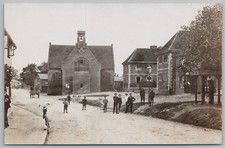 BUNTINGFORD Market Hill, Hertfordshire RP Postcard Unused