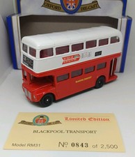 Oxford Diecast RM31 Routemaster Bus Blackpool Transport .76 scale OO gauge