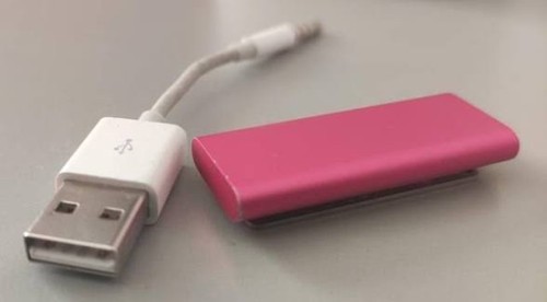Apple ipod shuffle 3rd - ipod,