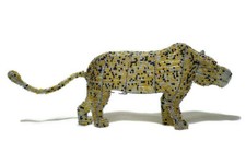 Light brown, clear & black beaded Leopard figurine by Job Guwhe. Handmade gifts