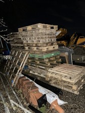 Used Wooden Pallets Mixed