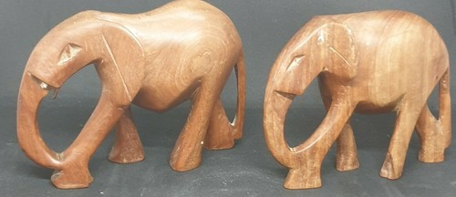 Pair hand carved wooden - carved,