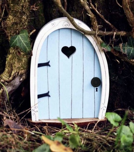 Miniature magical secret door - miniature,