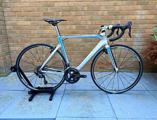 Giant propel carbon road bike