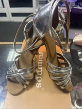 New In Box, Rummos Latin