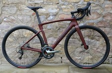 COST £2500. 2025 SPECIALIZED ROUBAIX SL8 DISC CARBON ROAD BIKE. MINT CONDITION