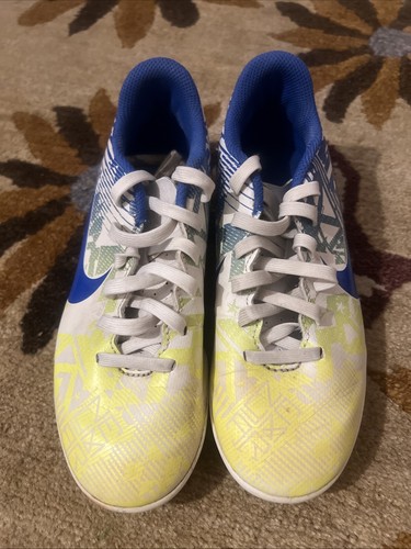 Kids football shoes - kids,