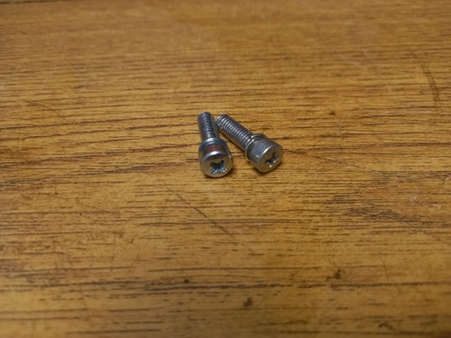 Concentric carb top - top, float