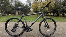 Carrera Subway 2 hybrid bike in great condition,