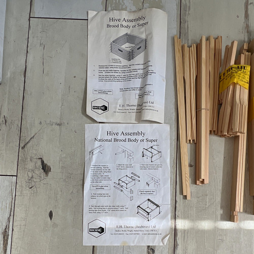 Thorne national beehive frames - beehive,