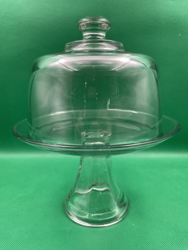 Clear glass round pedestal - round,