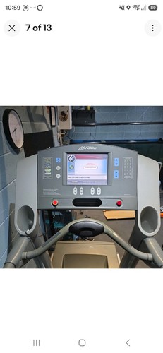 Life fitness treadmill 95te - life,