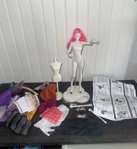 Harumika mannequin and - harumika,