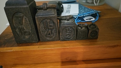 Set cast irion - of,