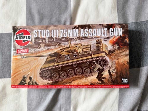 Airfix a01306v stug iii - a01306v,