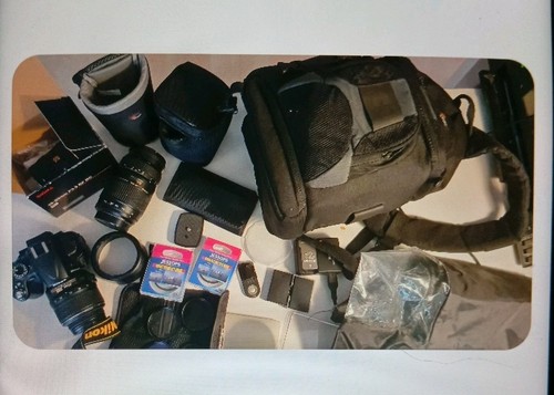 Nikon d5000 dslr camera and - dslr,