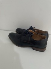AM Shoe Company Men's Navy