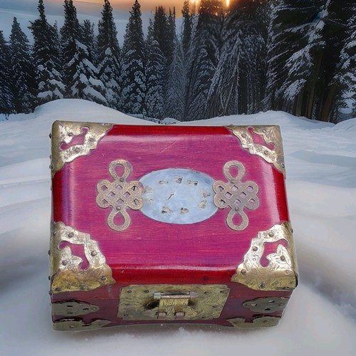 Vintage chinese lacquered - lacquered, wood