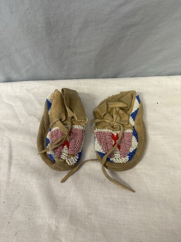 Vintage beaded leather baby - beaded,