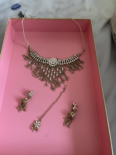 Asian jewellery gold set - gold,