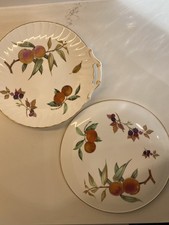 Royal Worcester Evesham Gold
