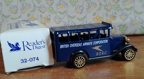 Diecast corgi bedford bus boac - bedford,