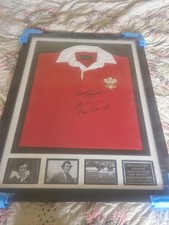 NEW Wales rugby Union Shirt Signed by Bennett, Williams and JPR with COA