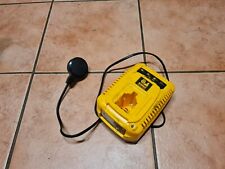 Dewalt DE9135 Multi-Chemistry Charger 7.2 -18V NiCd/ NiMH / Li-Ion Nano Charger
