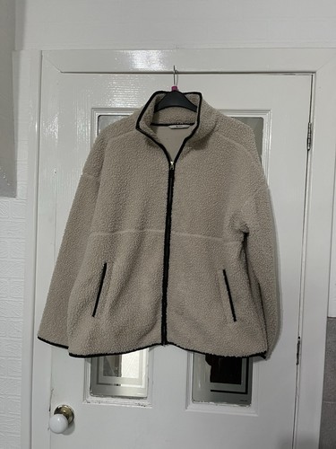 Ladies faux fur coat - faux,