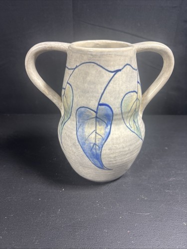 Leaf double handled vase - double,