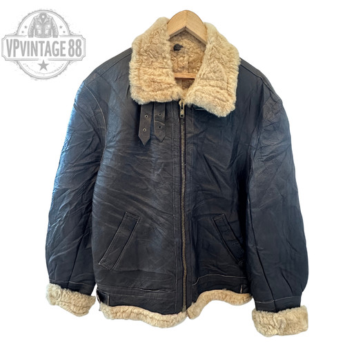 Vintage aviator bomber - b-3,