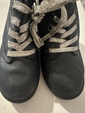 Girls Frozen Boots Size 10
