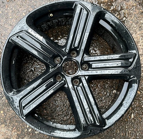 Genuine volkswagen golf - genuine, gti