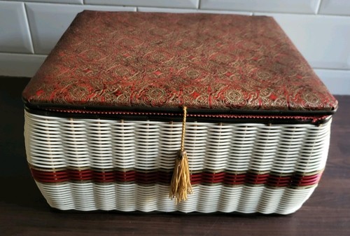 Large 1960s vintage sewing - 1960s,