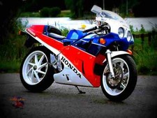 Honda VFR 750 F 1988 6 A4