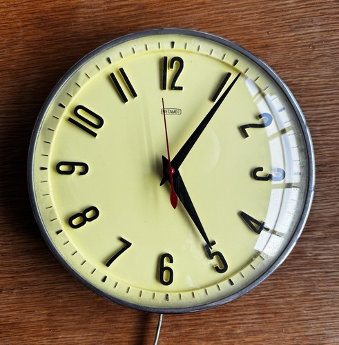 Metamec vintage 1960s yellow - vintage,